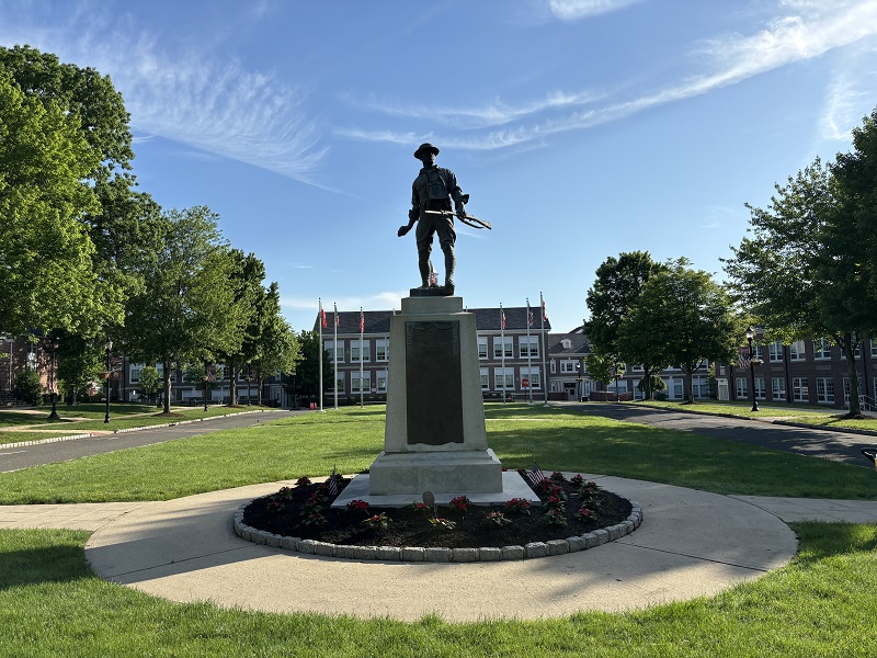 Verona New Jersey Statue